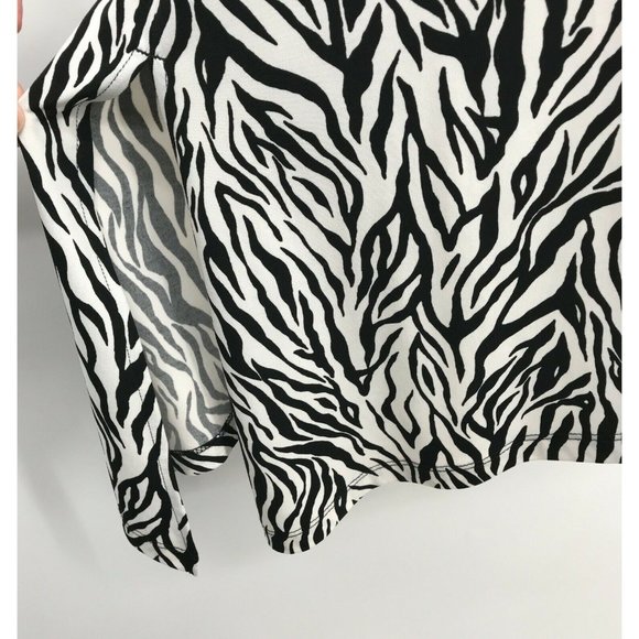 Chico's Womens Long Sleeves Zebra Print Hi Low Hem Black Tunic Blouse Top Size M - Picture 5 of 7